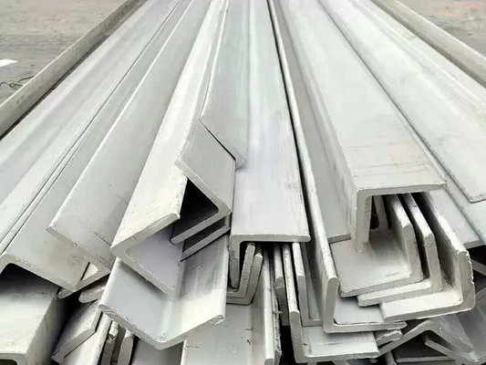 ASTM EN GB Profil kątowy ze stali nierdzewnej 2B Wykończenie serii 200/300/400/900